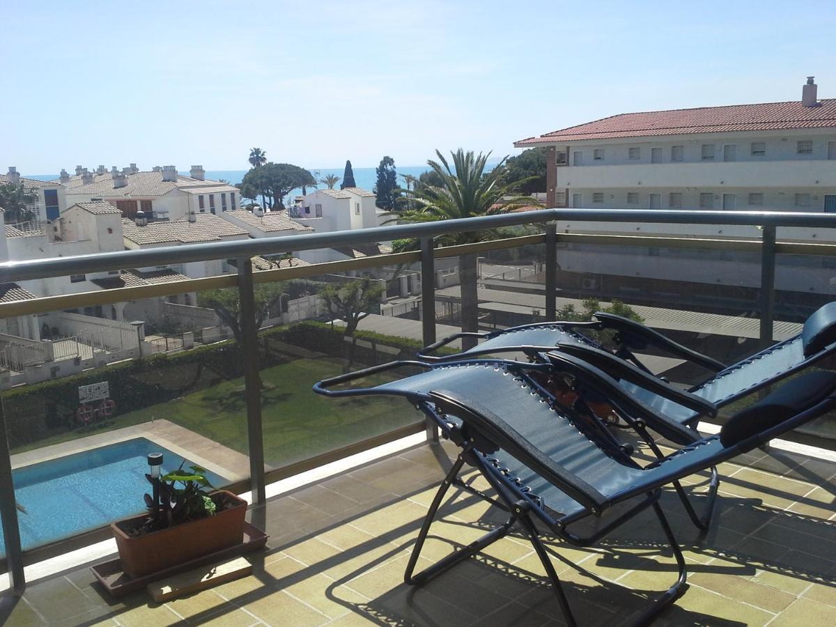 50 m de la plage! Proche du centre ville! Piscine! Vue sur mer et montagnes! Wifi! 2 vélos à disposition! Cambrils Extérieur photo